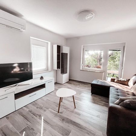 Riad Apartments Premium スポージニ・スコーフィ エクステリア 写真