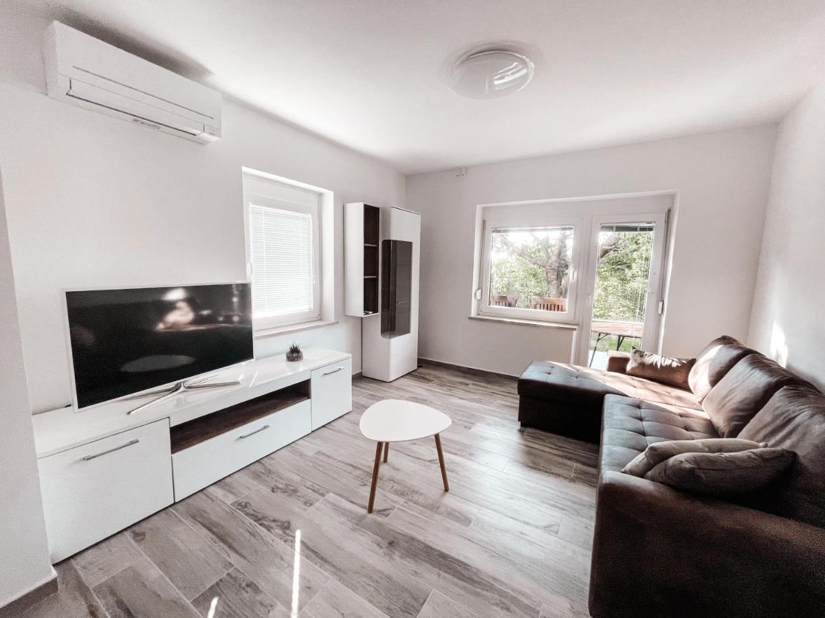 Riad Apartments Premium スポージニ・スコーフィ エクステリア 写真