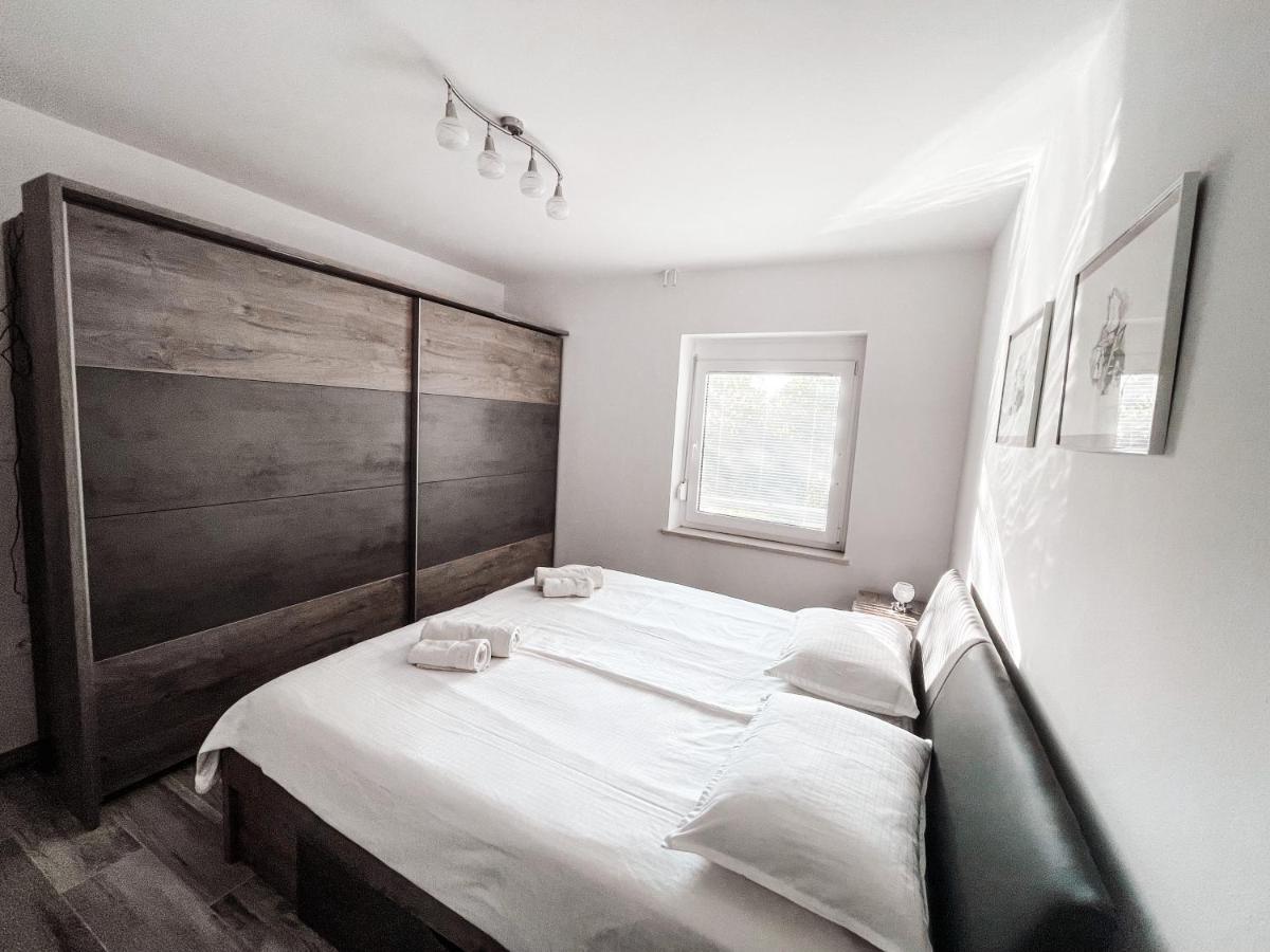 Riad Apartments Premium スポージニ・スコーフィ エクステリア 写真