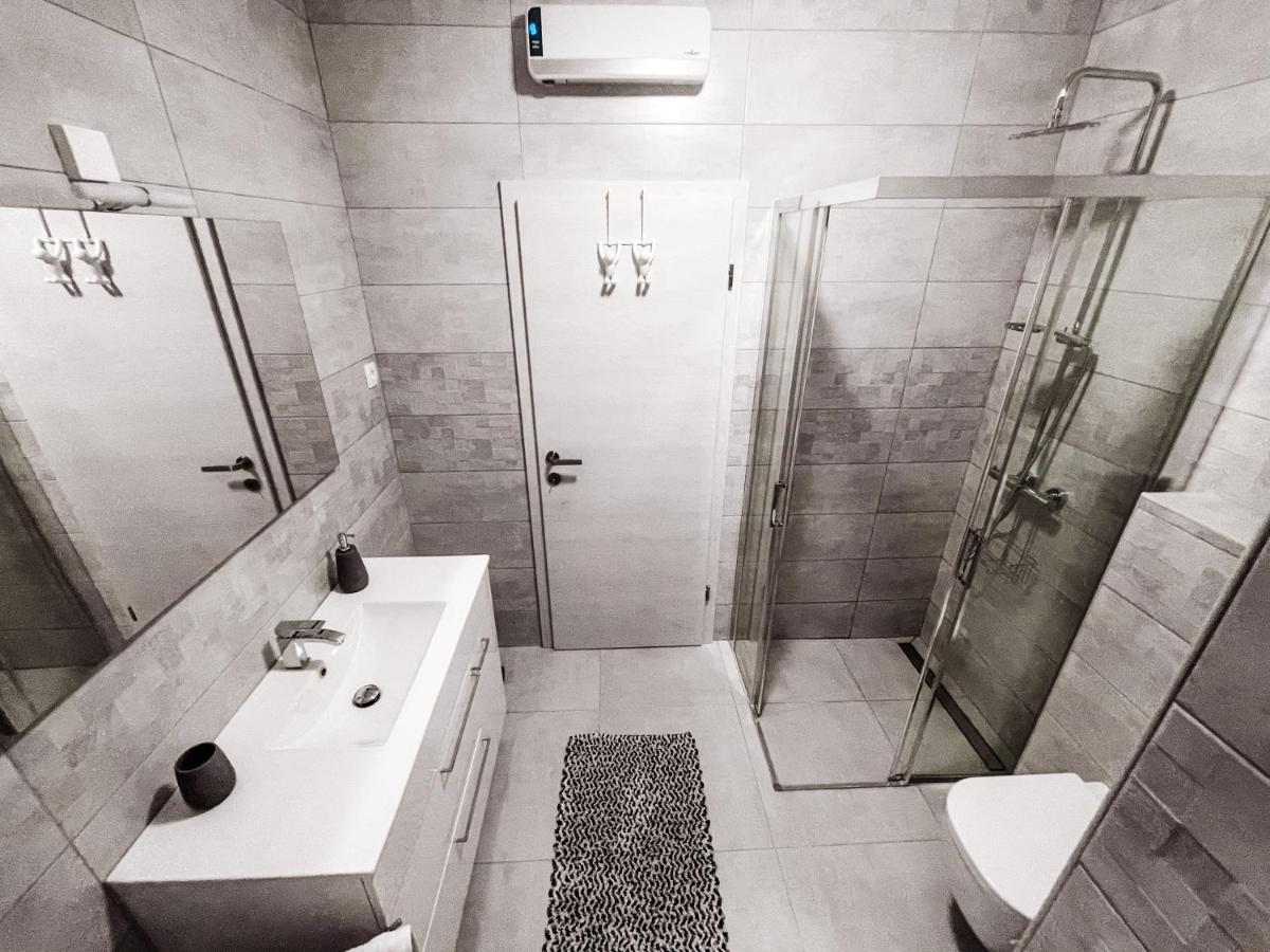 Riad Apartments Premium スポージニ・スコーフィ エクステリア 写真